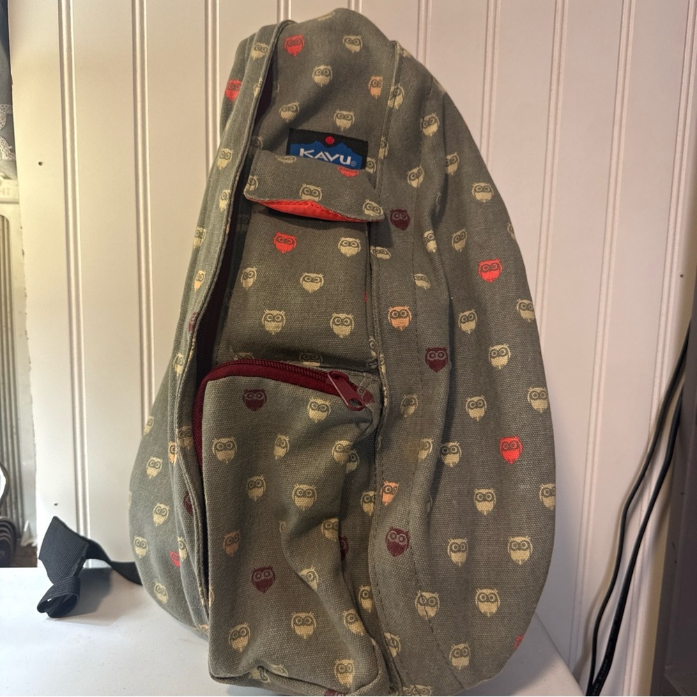 KAVU Owl Print Sling Bag